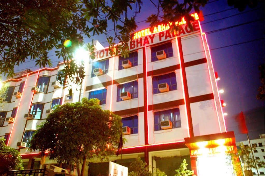 Hotel Abhay Palace Ghaziabad Exterior photo